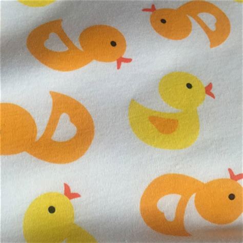 China Printing Woven Carded Flannel Fabric Factory And Manufacturers