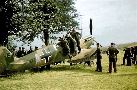 Captured Spitfire 1940. | Luftwaffe, Supermarine spitfire, Wwii airplane