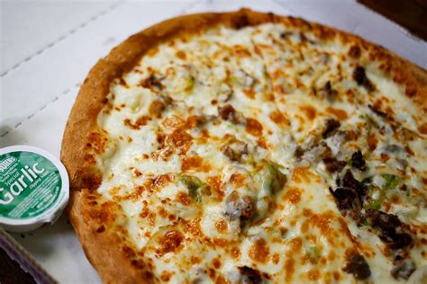 Papa Johns Crispy Parm Pizza Has Cheese Under The Crust Atelier Yuwa