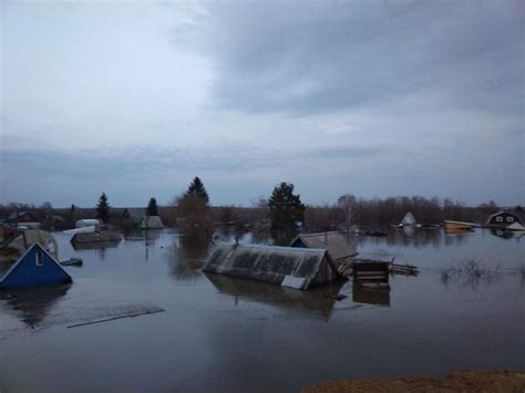 Inondazioni In Russia Diga Crollata A Kurgan Foto