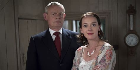 Image Result For Morwenna S Bird Necklace In Doc Martin Doc Martin