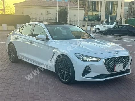 Genesis G70 White 2018 For Sale in Qatar