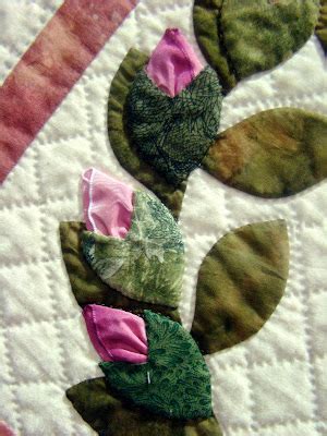 Happy Turtle: Mennonite Quilts