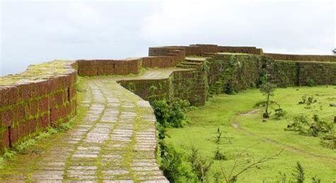 Bhudargad Fort - Discover India