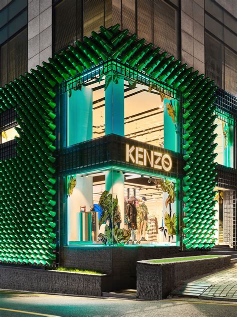 Frameweb Kenzo Presents A Fashion Forward Façade To Win Over Shoppers