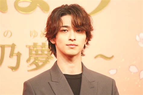 渡辺謙、染谷将太ら“蔦重”の人生に影響を与えるキャスト陣が発表！主演・横浜流星は「想像を飛び越える作品を」とアピール『べらぼう～蔦重栄華乃夢噺