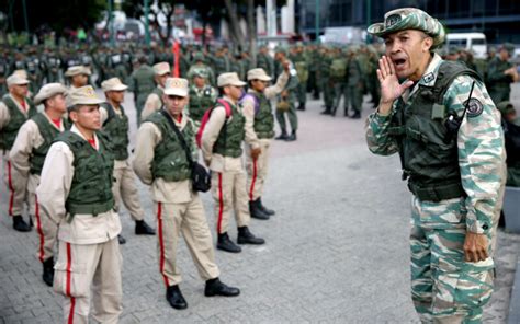 Maduro Anuncia Ejercicios Militares En Frontera Y Costas