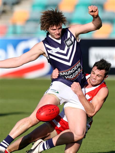 afl collingwoods brody mihocek punctured lung    win