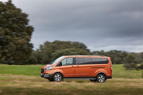 Nuevo Ford Tourneo Custom Active EcoBlue Hybrid datos precio opinión