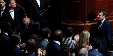 Emmanuel Macron Devant Le Congrès Un Discours De Belles Phrases Aux