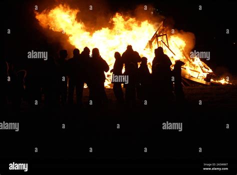 bonfire, guy fawkes night Stock Photo - Alamy