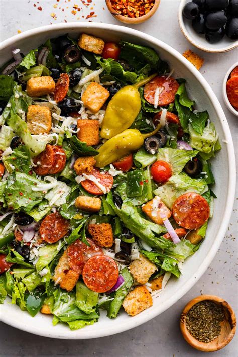 Easy Pizza Salad Recipe The Recipe Critic Healthyvox