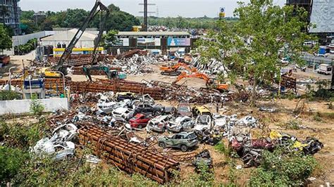 Ghatkopar Hoarding Collapse Engineer Who Said Hoarding Structure Was