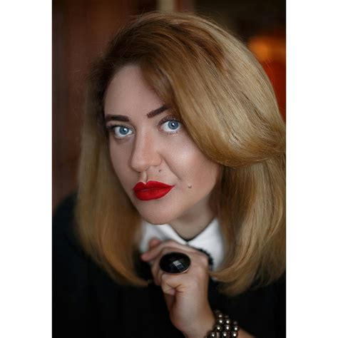 Алена Курчатова