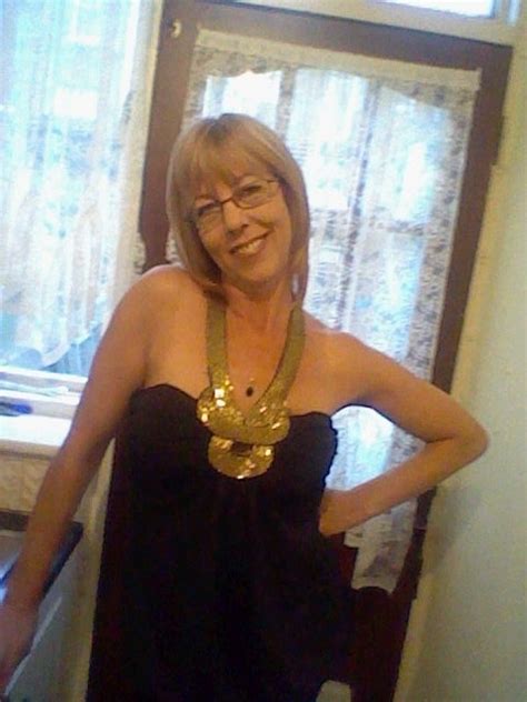 Forever Smiling 01 56 From Newhaven Is A Local Granny Looking For