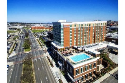 Hilton Garden Inn Downtown Nashville | Downtown Nashville