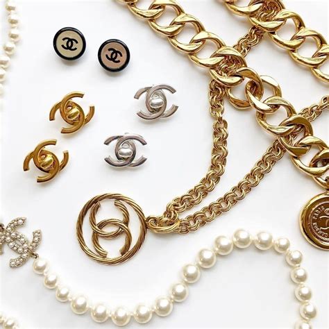 5 Trendy Chanel Accessories Worth Purchasing • Petite In Paris