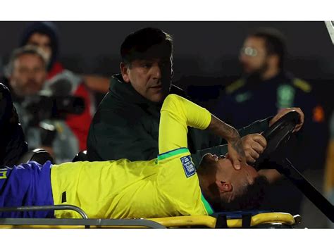 Neymar Realiza Exames E M Dicos Do Brasil Ainda Analisam Les O