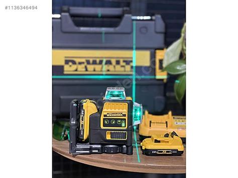 Lazerli Ölçüm Aleti DEWALT PROFESYONEL 360 DERECE 12 ÇİZGİLİ LAZER