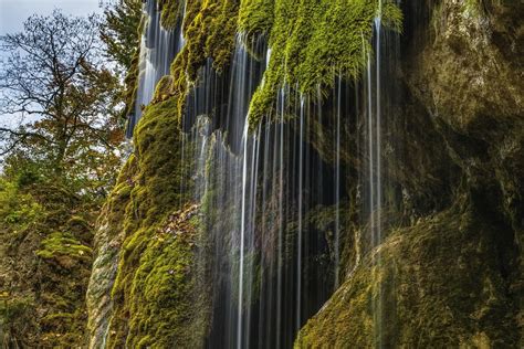 Cascada Bigăr o minune a naturii din Munții Banatului