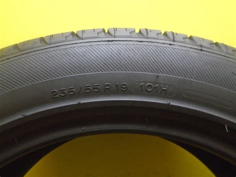 2 NICE TIRES MICHELIN LATITUDE TOUR HP AO 235 55 19 101H 7 2 32 S