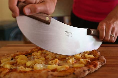 Pizza Rocker Knife | Breadtopia