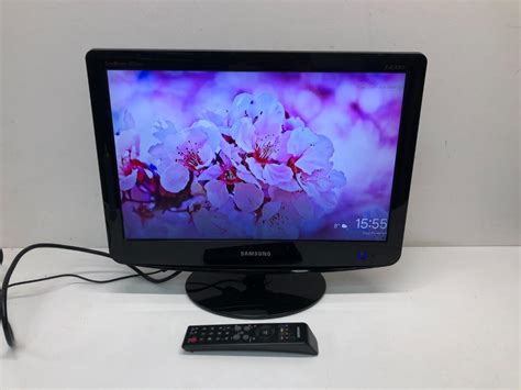 Samsung Syncmaster Mw Hd Ready Analogue Lcd Tv And Monitor