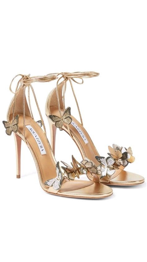 Pin De Ellie Em Shoes Heels Sapatos De Grife Sapatos Versace