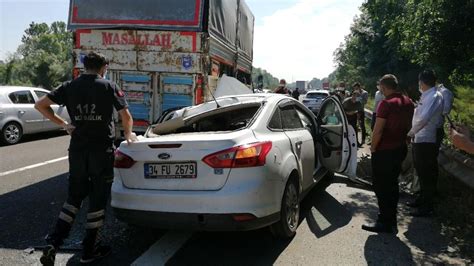 TEM Otoyolu nda iki ayrı kazada 2 kişi öldü Haberler