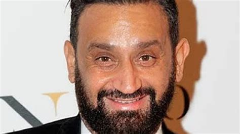 Là cest pas top Cyril Hanouna recadré en plein direct par Marlène