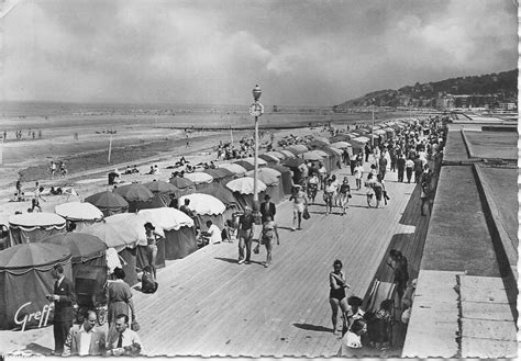 Carte Postale Cpsm Deauville La Plage Circul Le