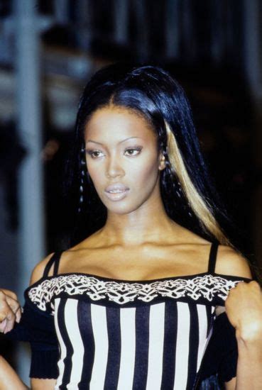 Model Naomi Campbell Walks Azzedine Alaia Editorial Stock Photo Stock