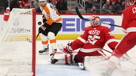 Carter Hart makes 30 saves as Flyers defeat Red Wings 2-1