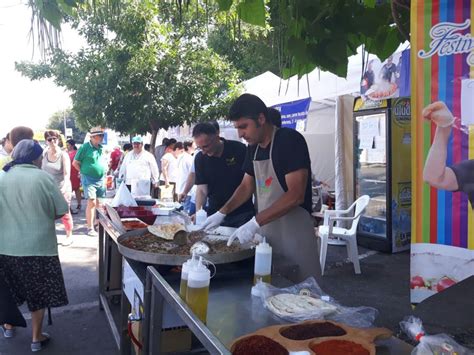 Festival Turcesc la Ploieşti cu kebab şi regina dulciurilor