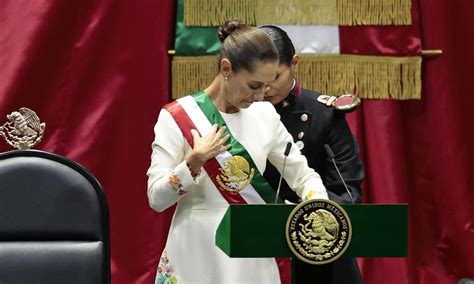 Sheinbaum asume la presidencia de México agradeciendo la presencia de