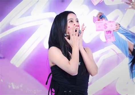 M On Twitter Rt Newsjisoo Jisoo Inkigayo Hd Pictures Jisoo