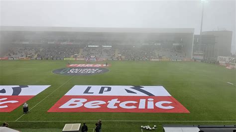 DIRETO Não há mais jogo nevoeiro cancela Nacional Benfica