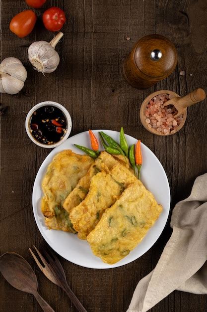 Premium Photo Deep Fried Tempeh Or Tempe Mendoan Goreng Made From Soy