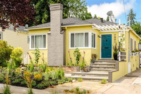 Curb Appeal Makeovers Before And After Photos Hgtv