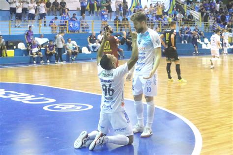 Em Jogo De Duas Viradas Foz Cataratas Bate Praia Clube E Sobe Na