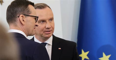 Ostatnia misja Mateusza Morawieckiego Trzy scenariusze przejścia PiS