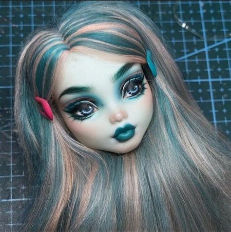 Pin By Kimberly Petite On Dollies In Custom Monster High