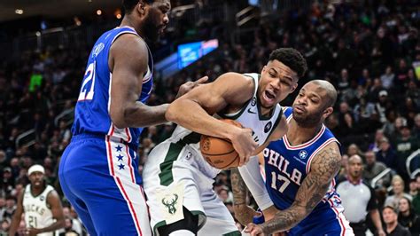 Player Grades Giannis Antetokounmpo Leads Red Hot Bucks Over Sixers