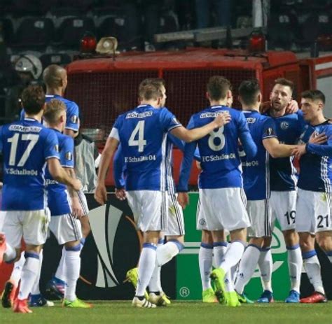 Sp Fu Ball Europacup El Text Schalke In Saloniki Schalke Auf