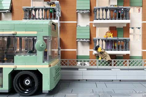 Fantozzi Takes The Bus On Fly Ha Raggiunto 10 000 Like Su LEGO Ideas