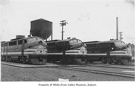 Northern Pacific Railways New Ft Diesel Locomotives In Au Flickr