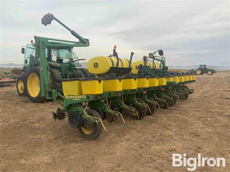 John Deere 1760 MaxEmerge Plus 12R30 VacuMeter Planter BigIron Auctions