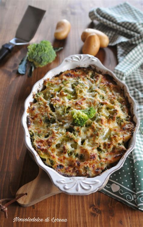 Teglia Di Broccoli E Patate Gratinati Al Forno Piatto Gustoso E Nutriente