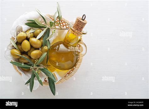 Olive Oil Bottle Stock Photo Alamy