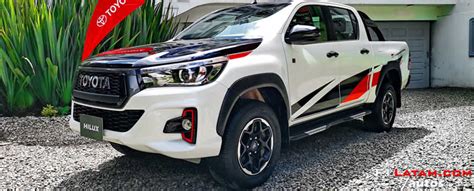 La edición limitada Toyota Hilux GRS ya está oficialmente disponible en